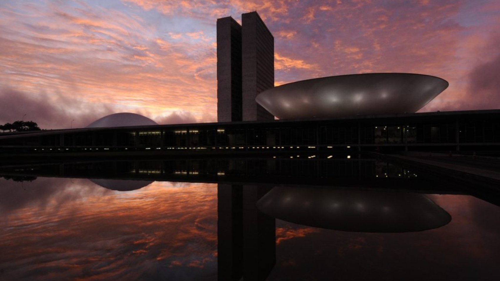 15468216532_403d1339fe_3k-1024x680