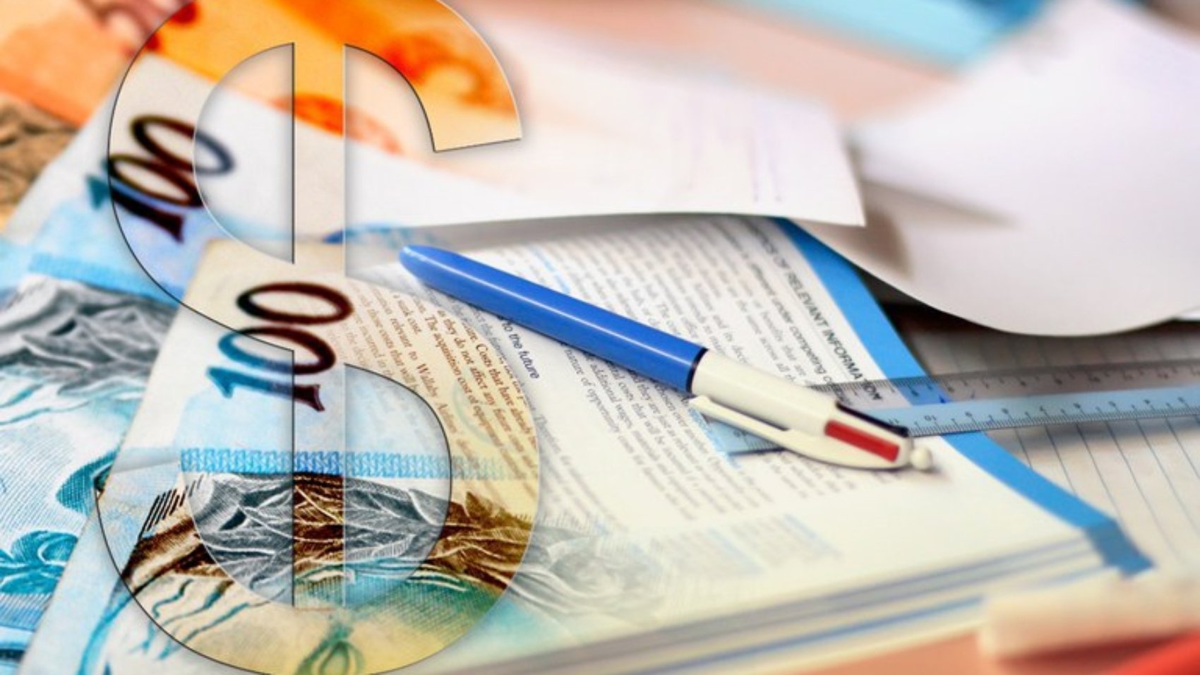 estudo-dinheiro-cedula-estudar-cadernos