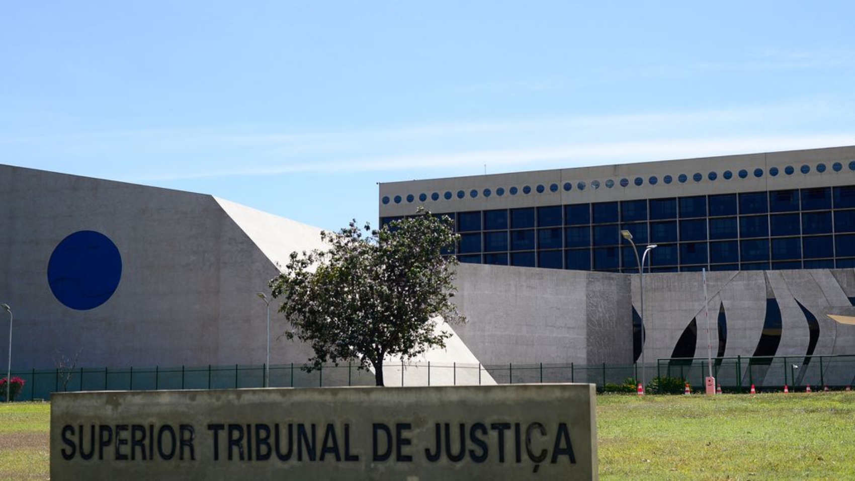 Fachada do edifício sede do  Superior Tribunal de Justiça (STJ)
